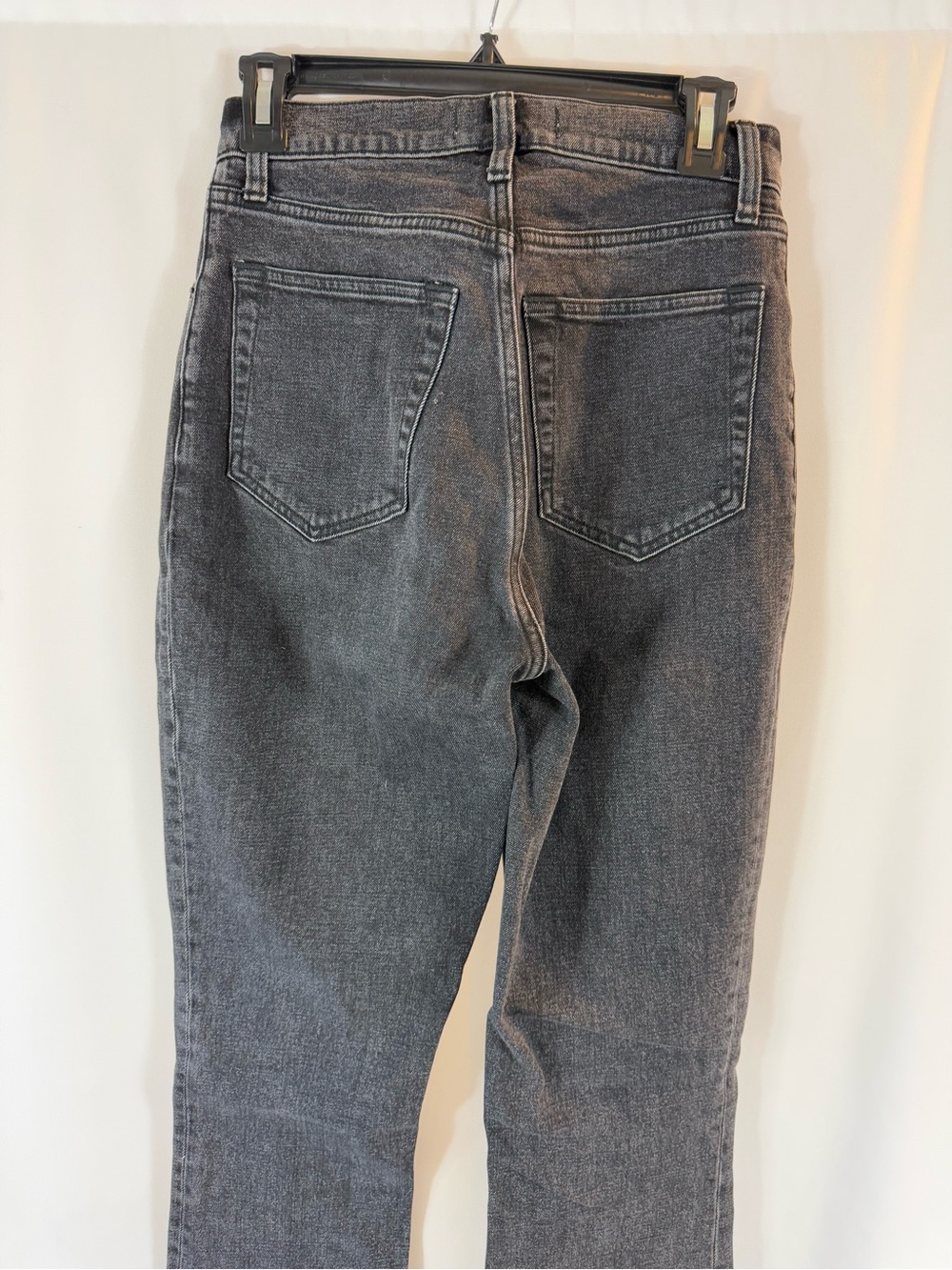 Abercrombie & Fitch The '90's Slim
Straight Ultra High Rise Jeans Size: 27/4 - Picture 10 of 12